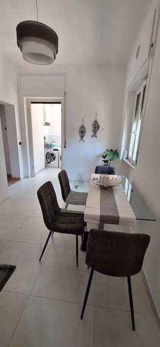 Faby & Fra Apartments ลีวอร์โน ภายนอก รูปภาพ