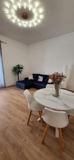 Faby & Fra Apartments ลีวอร์โน ภายนอก รูปภาพ